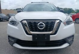 2020 NISSAN KICKS SR