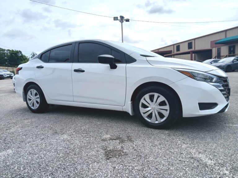 2025 NISSAN VERSA S