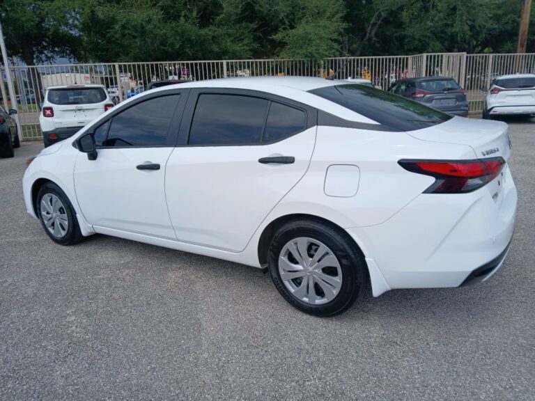 2025 NISSAN VERSA S