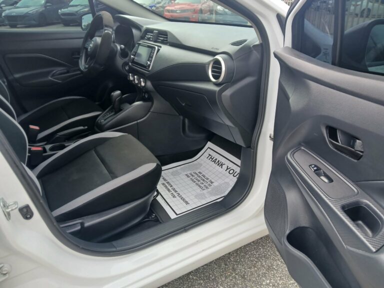 2025 NISSAN VERSA S