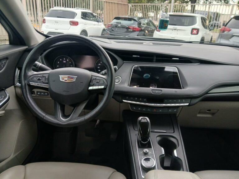2020 CADILLAC XT4 PREMIUM