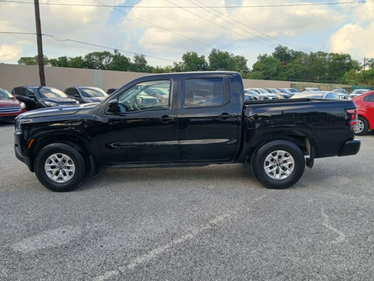 2024 NISSAN FRONTIER SV
