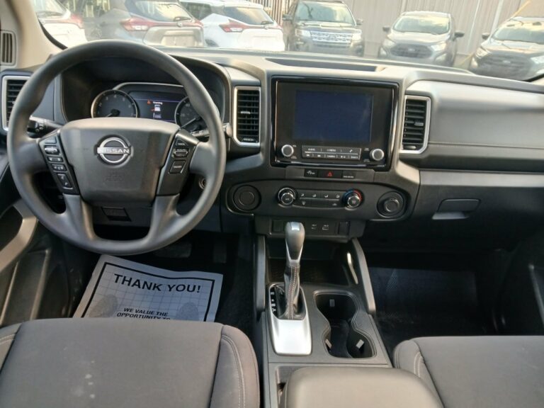 2024 NISSAN FRONTIER SV