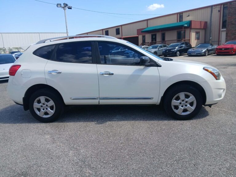 2015 NISSAN ROGUE SELECT S