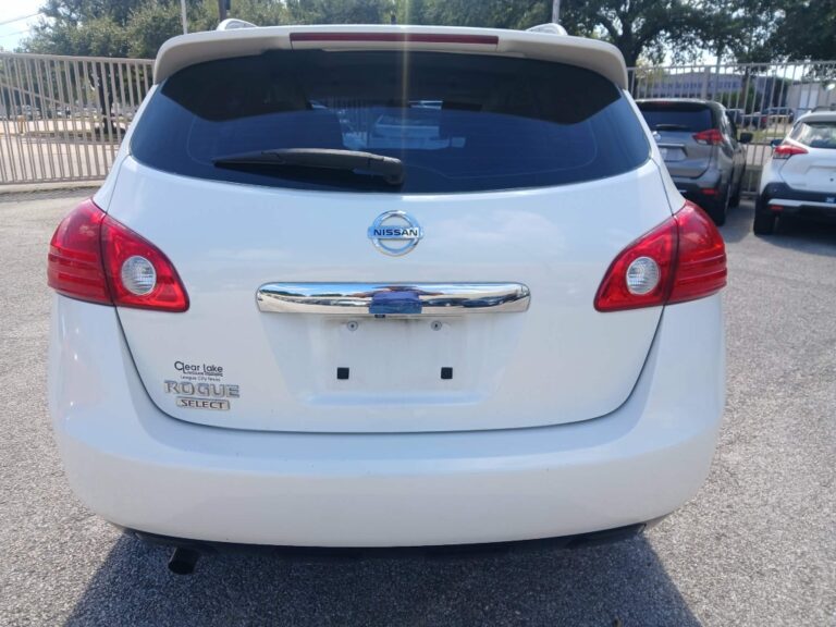 2015 NISSAN ROGUE SELECT S