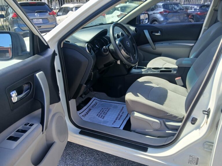 2015 NISSAN ROGUE SELECT S