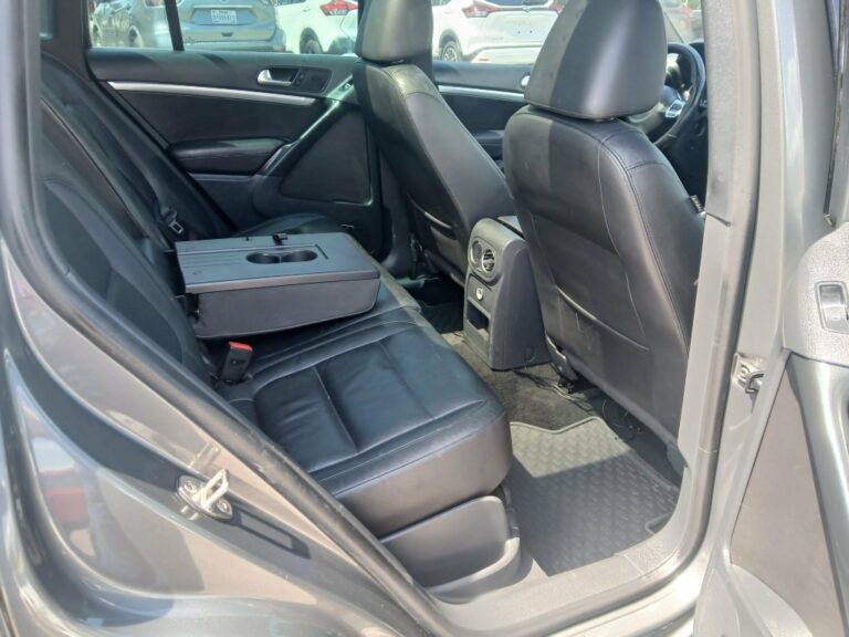 2015 VW TIGUAN TSI