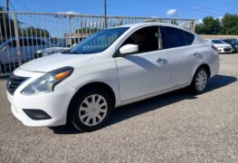 2016 NISSAN VERSA S