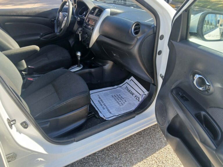 2016 NISSAN VERSA S