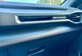 2026 FORD MUSTANG PREMIUM