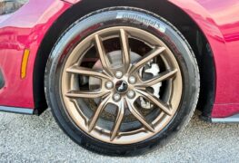 2026 FORD MUSTANG PREMIUM