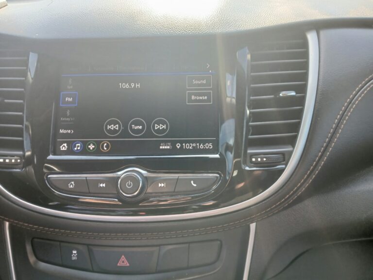 2022 CHEVROLET TRAX LT