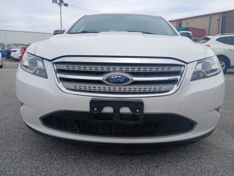 2012 FORD TAURUS LIMITED