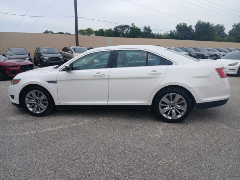2012 FORD TAURUS LIMITED