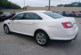 2012 FORD TAURUS LIMITED