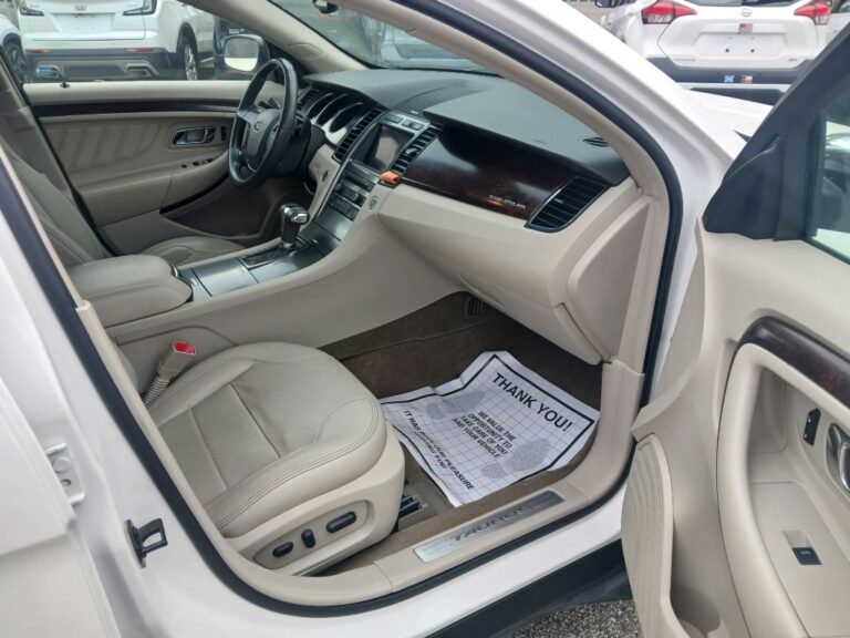 2012 FORD TAURUS LIMITED