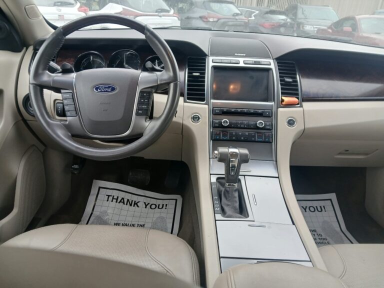2012 FORD TAURUS LIMITED