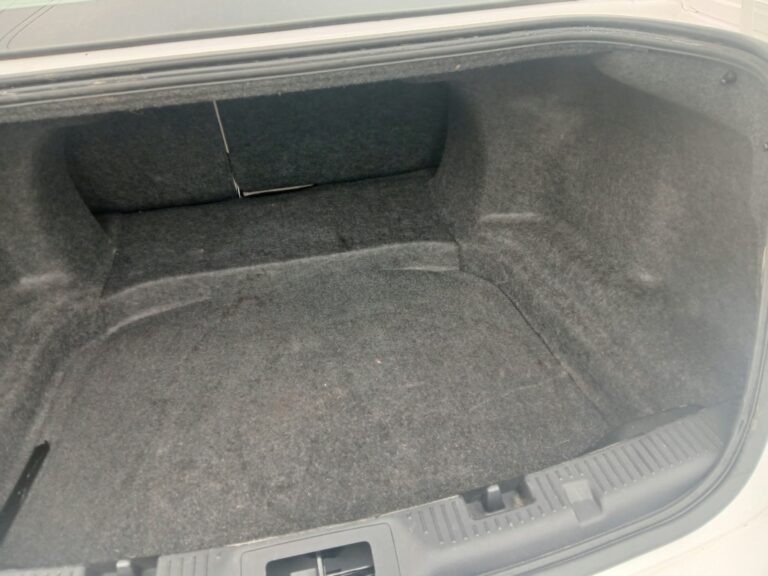 2012 FORD TAURUS LIMITED
