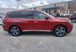 2017 NISSAN PATHFINDER PLATINUM