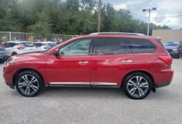 2017 NISSAN PATHFINDER PLATINUM