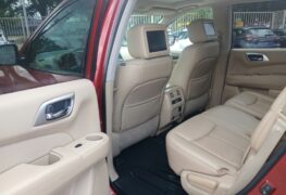 2017 NISSAN PATHFINDER PLATINUM