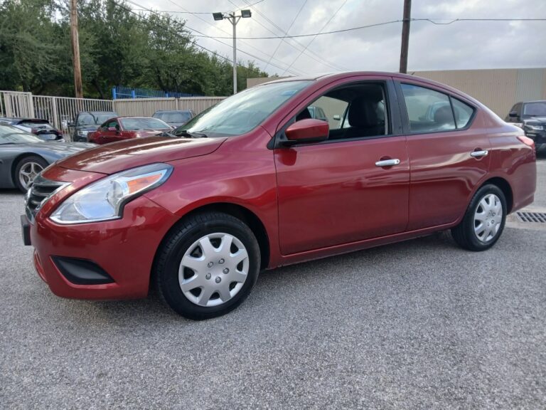 2018 NISSAN VERSA SV