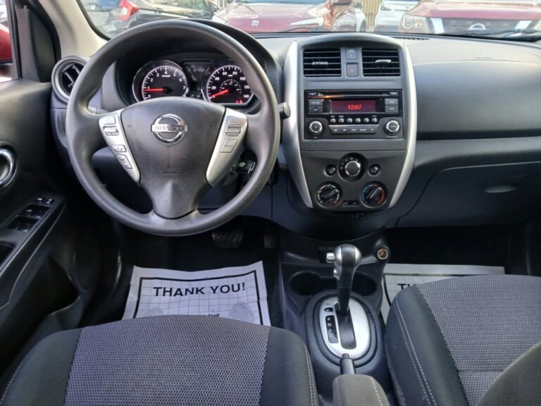2018 NISSAN VERSA SV