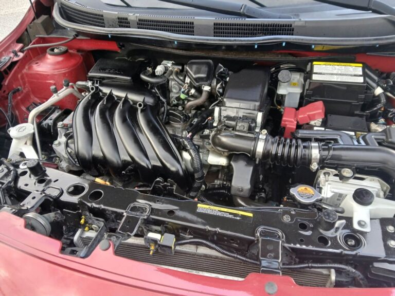 2018 NISSAN VERSA SV
