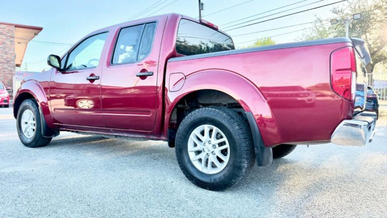 2020 NISSAN FRONTIER SV