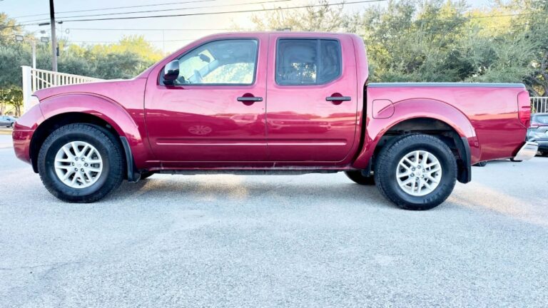 2020 NISSAN FRONTIER SV